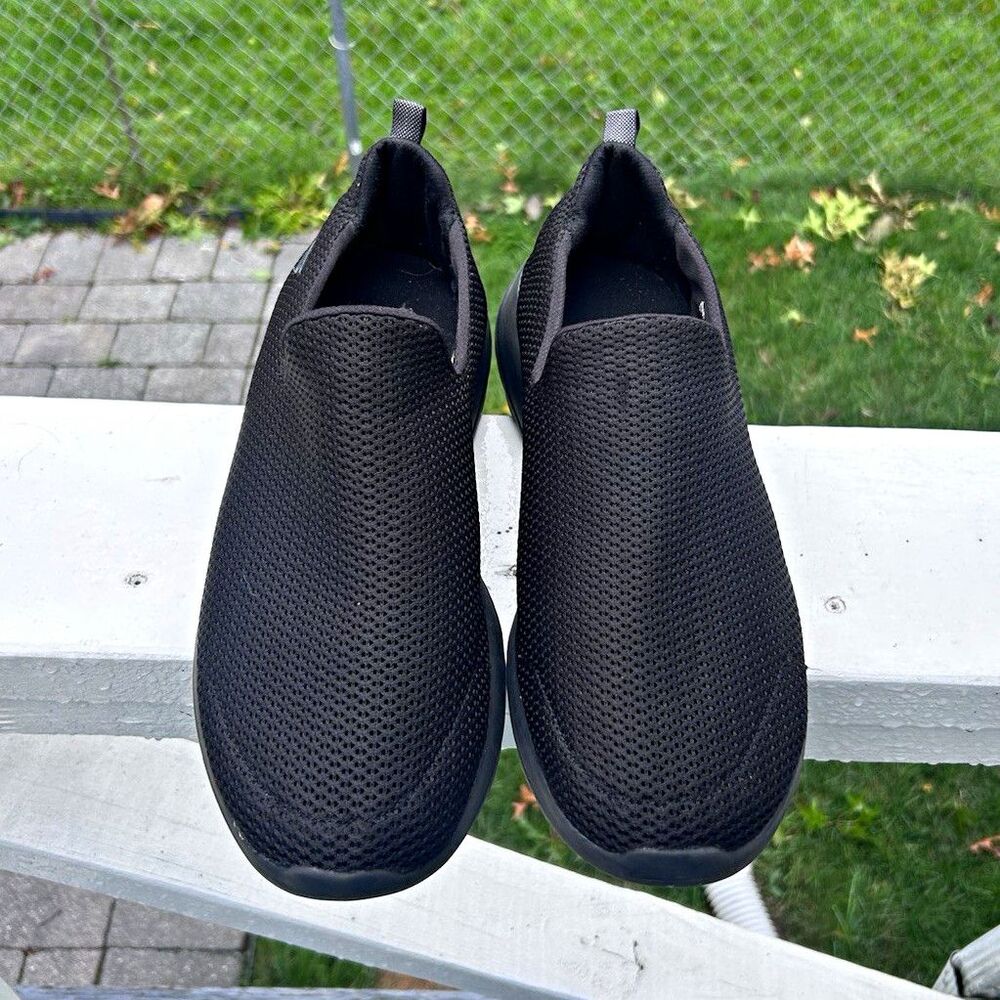 Skechers GOwalk Max Men’s Black Slip-On Walking Shoes Size 13 Style 54600 BBK